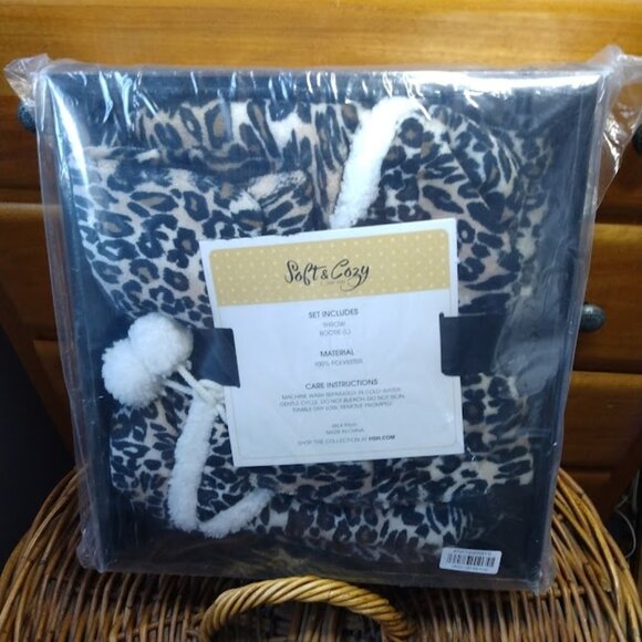 Soft & Cozy Throw Blanket & Booties Sz Large Faux Fur Cheetah Animal Print NEW - Picture 1 of 6